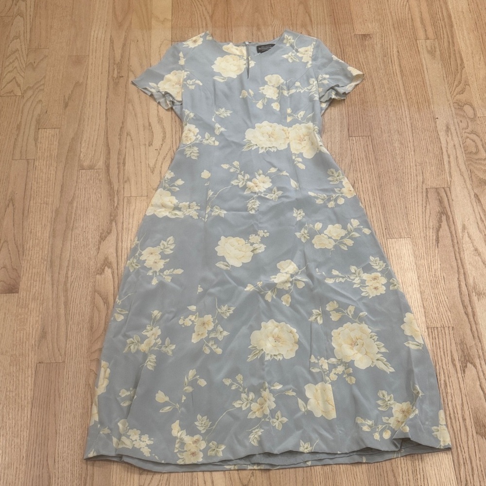 J. Peterman Blue and Cream Floral Midi Dress
